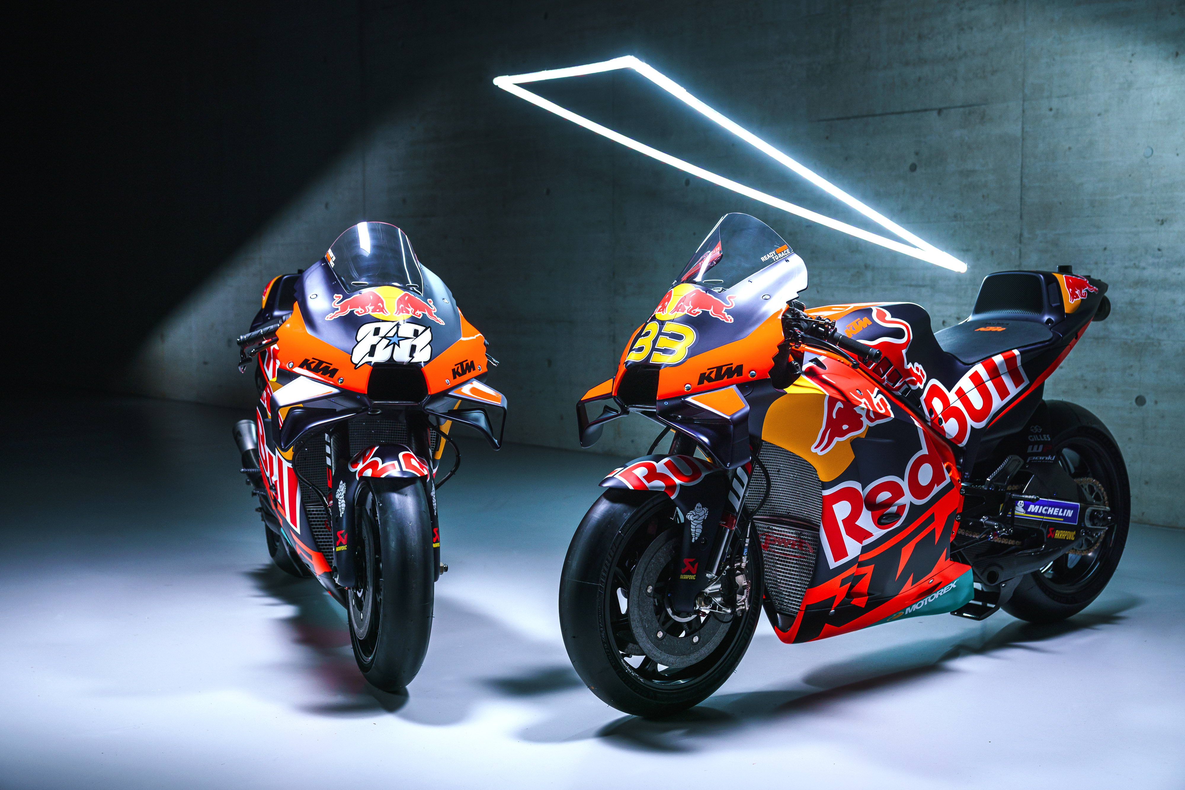 赛车rc比赛(MotoGP 2022：KTM MotoGP 红牛车队的 RC16 赛车)