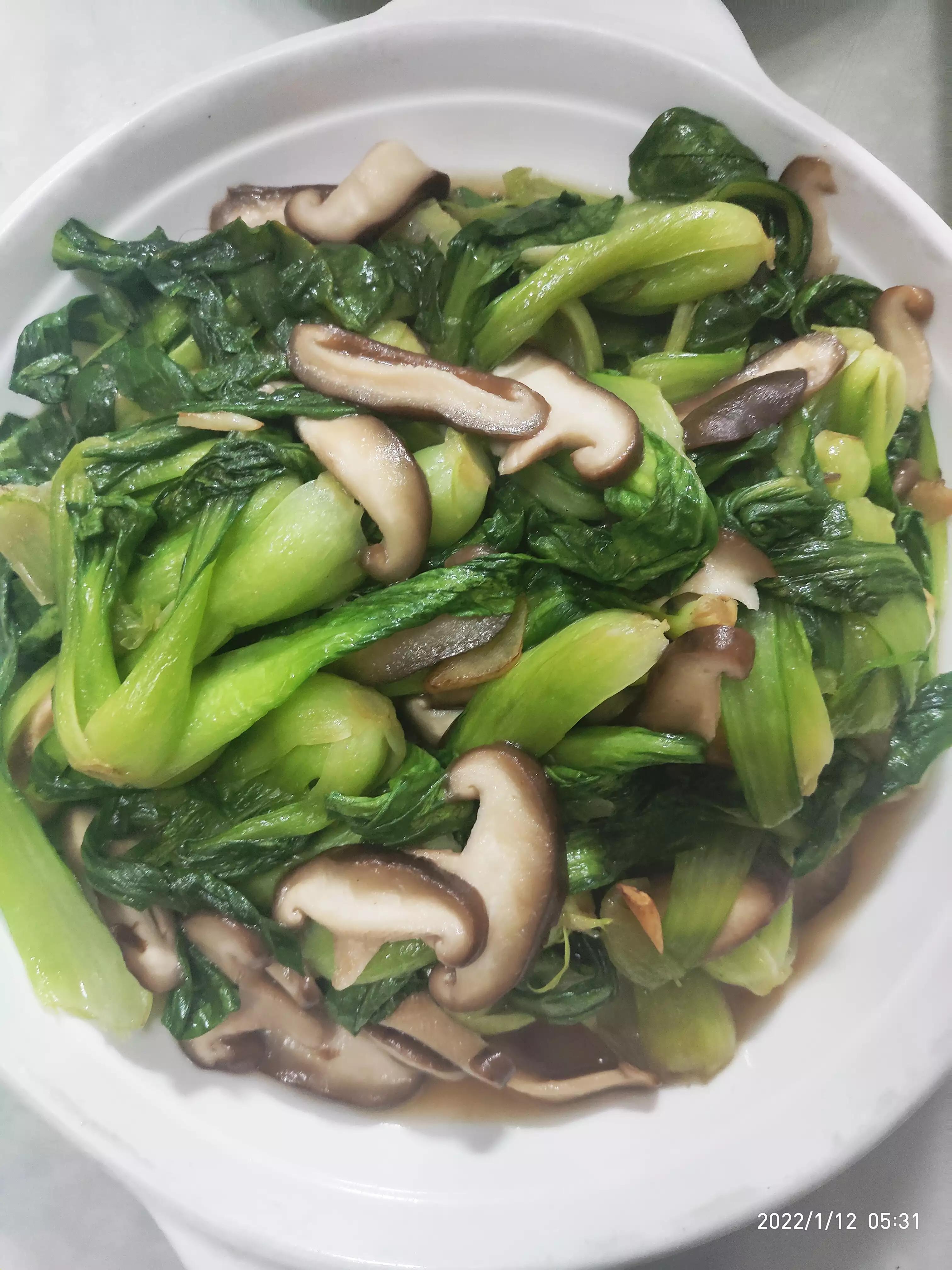 高三学生 早餐点了喜欢的菜