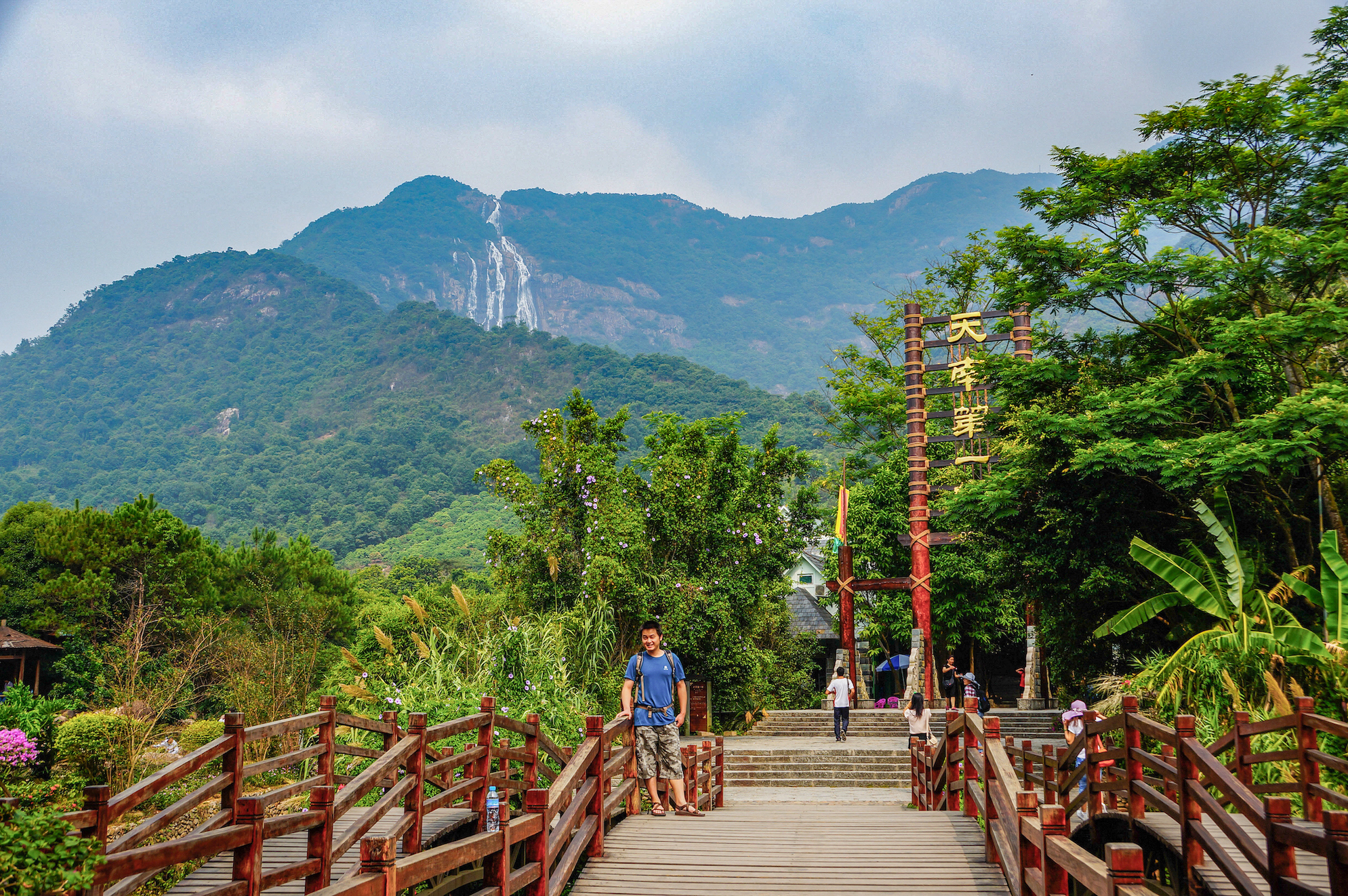 广州户外用品(广州后花园，与仙瀑白水寨为伴，深秋养生温泉之旅)