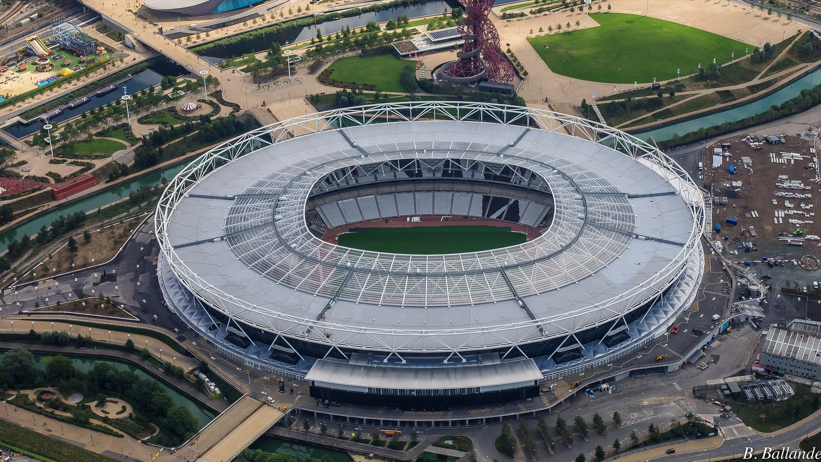 英超球场座位数（英超联赛20座球场巡礼）