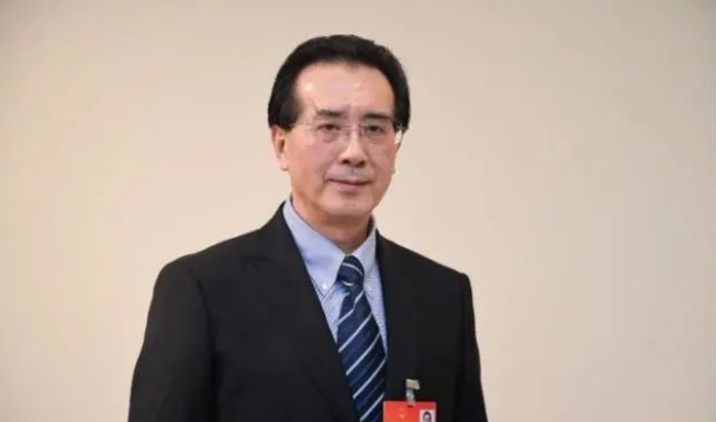 两会闭幕！聚焦教育、养老等，四川大学8位人大代表、政协委员在京履职！