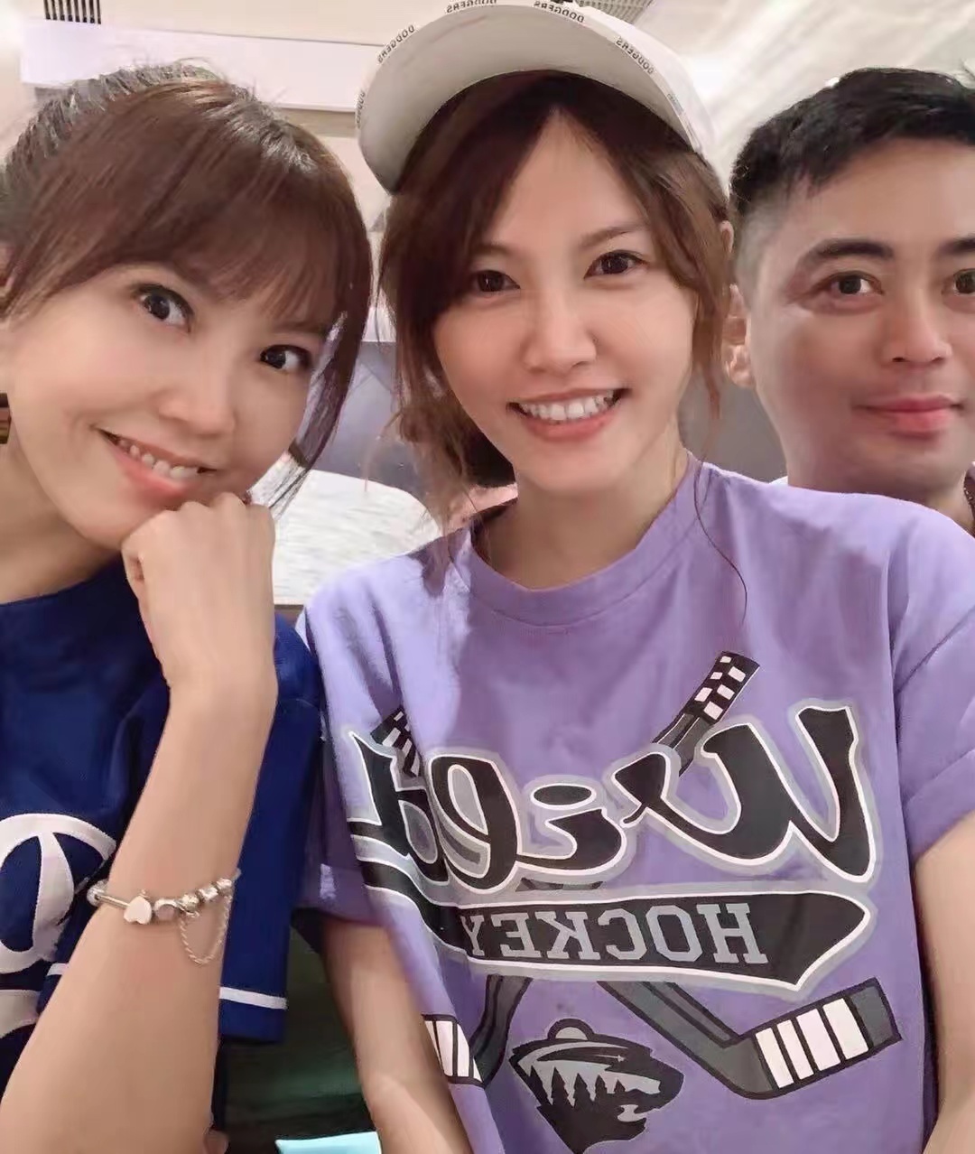 台湾省女星刘乐妍辛苦攒钱，回湖北修祖坟，自己却住几百块出租房