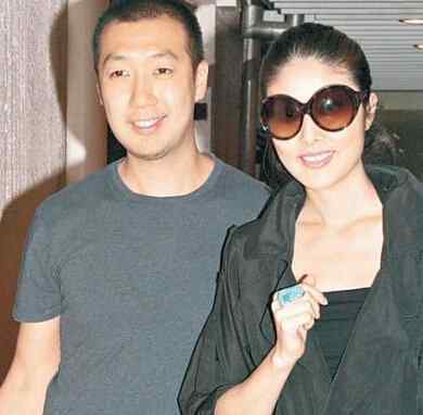 陈慧琳为什么离婚(陈慧琳宝藏家人,演唱会老爸送来珠宝浴缸,老公为