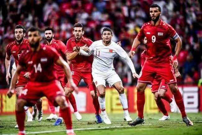 叙利亚比赛结果(0-2！12强赛又一惨败，8战0胜携国足出局，叙利亚官宣解散国家队)