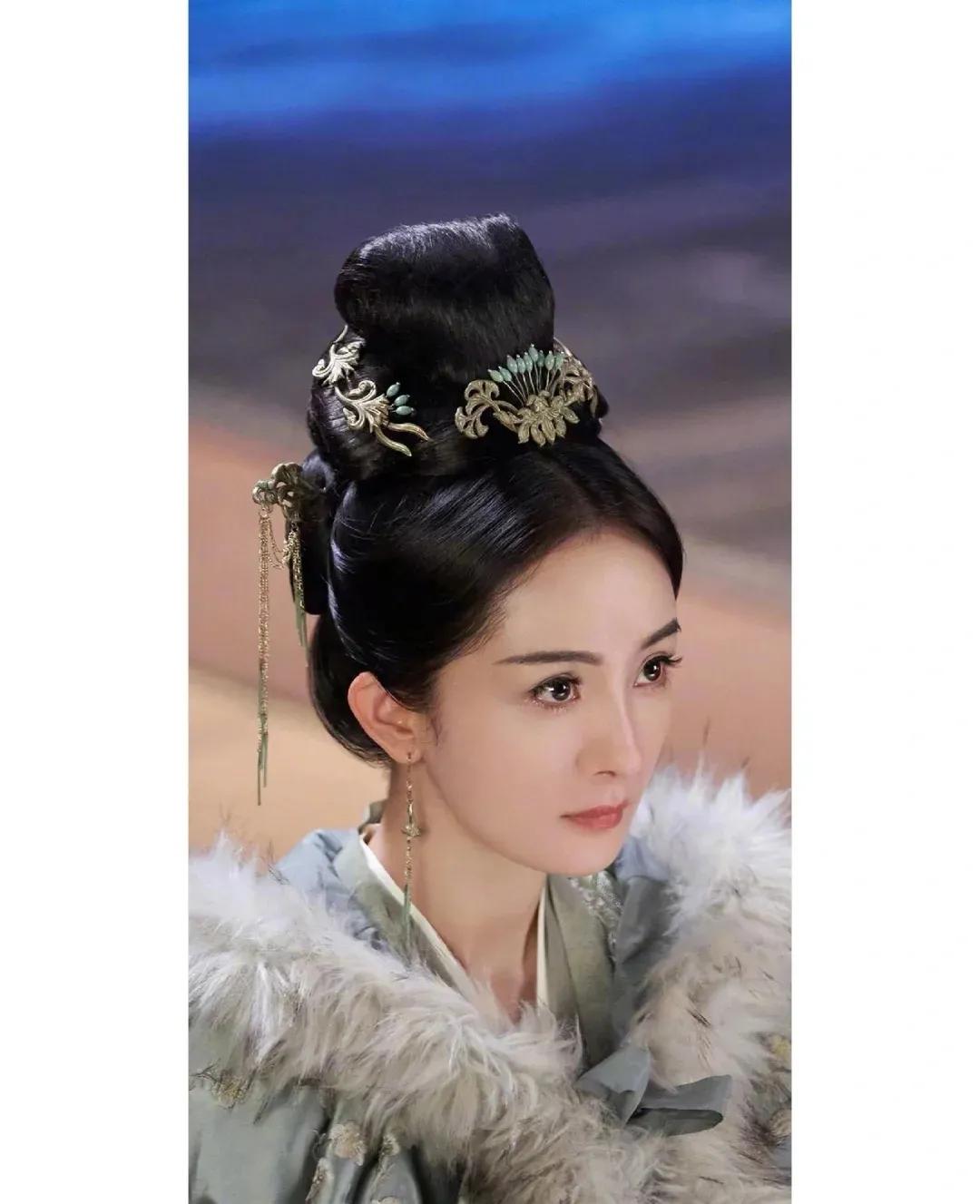 杨幂古装扮相太惊艳了