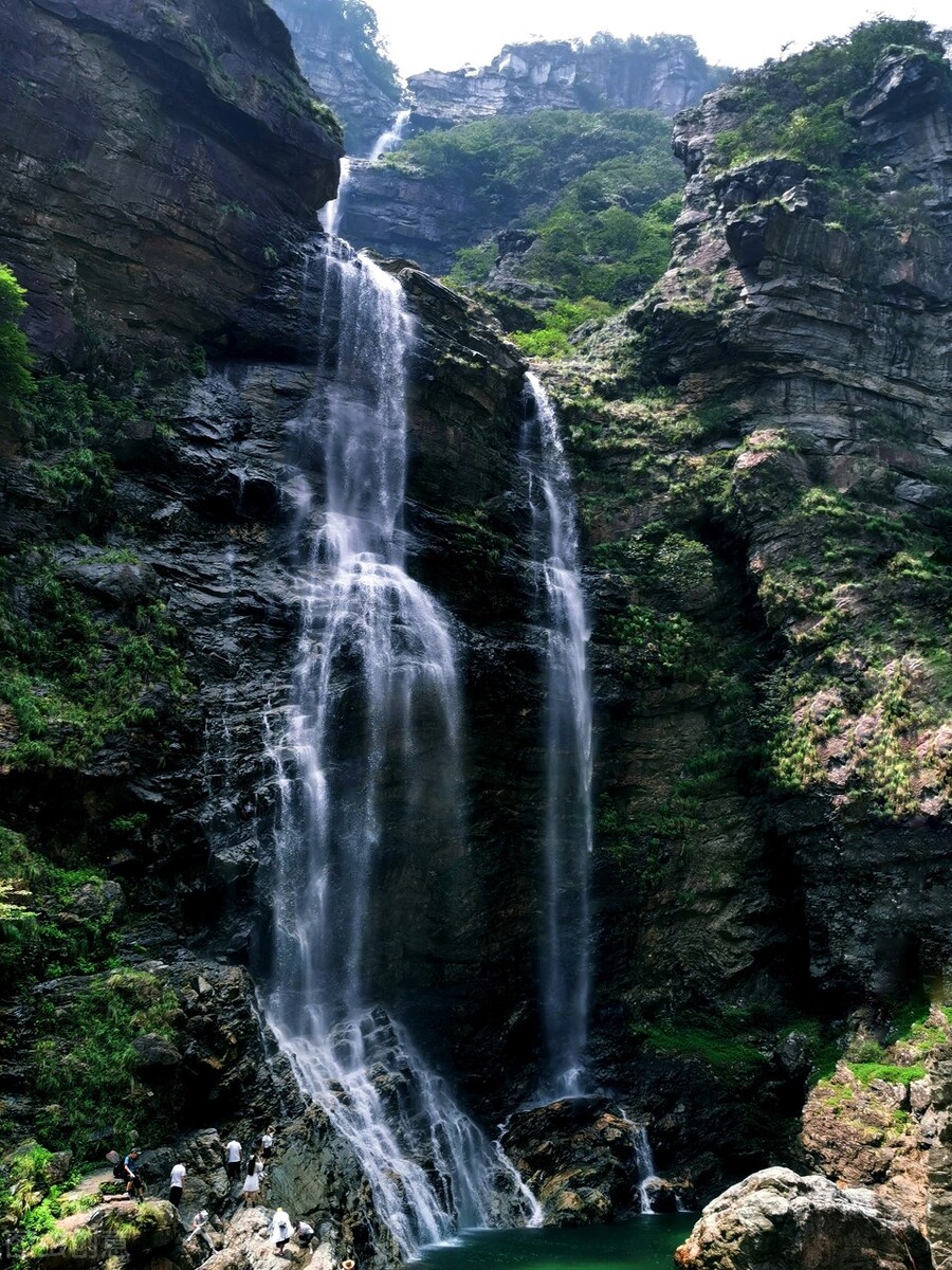 小泉叮咚，十二首诗词中的泉水，山之精灵、山之活源，美不胜收