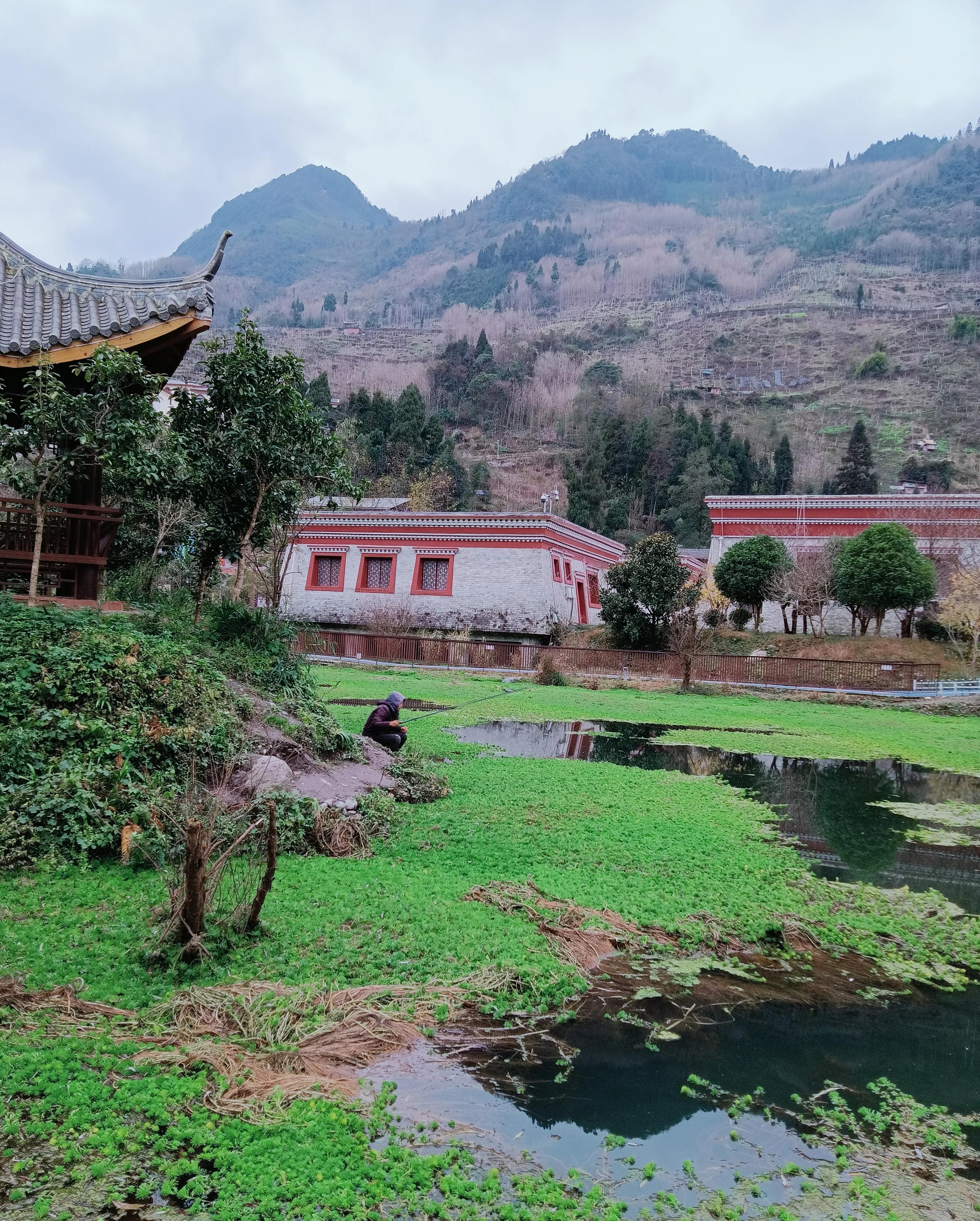 都江堰南桥老街(胜地寻踪：民族地区的一个古镇，原来是都江堰的一个乡（多图）)