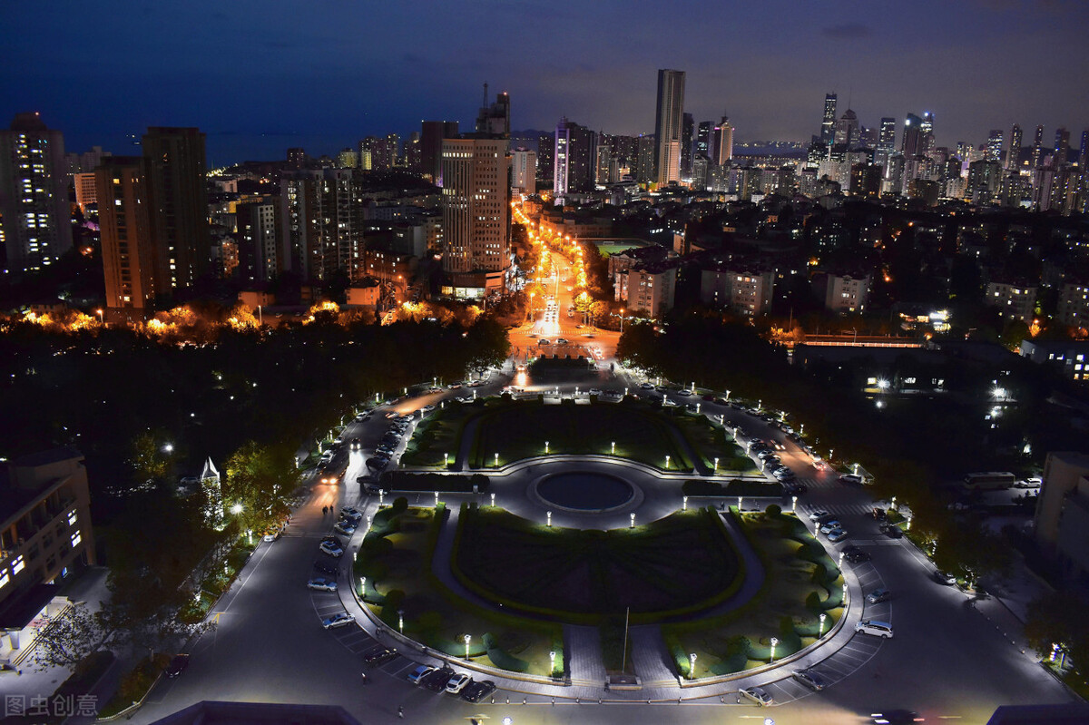 武书连出2022年大学排行榜了，山东大学排名不俗，青岛大学进步快