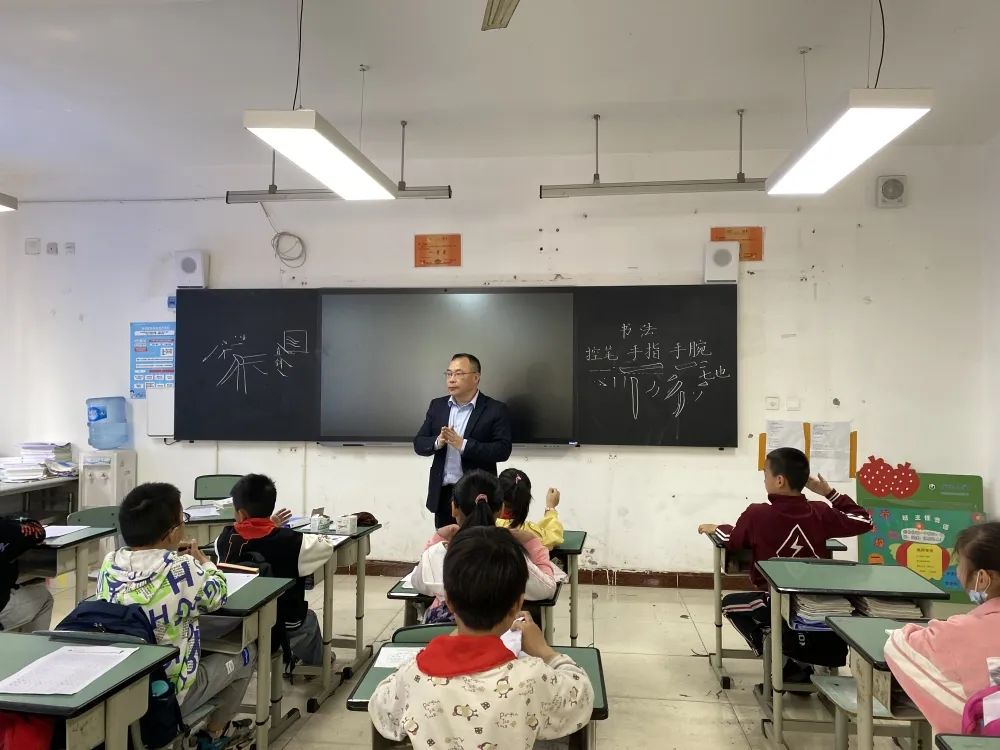 四川天府新区永兴小学周末托管服务开展得如火如荼