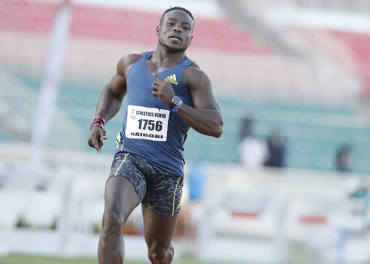 非洲培育出不少杰出的中长跑运动员,肯尼亚长跑王者基普乔格就是其一.