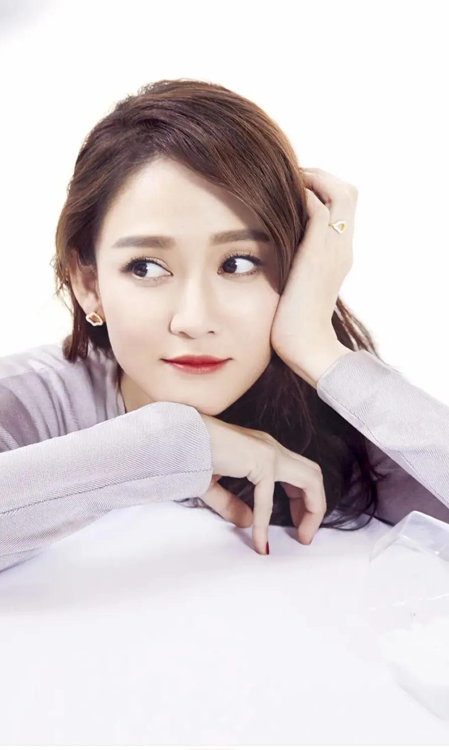 陈乔恩惊艳美图二