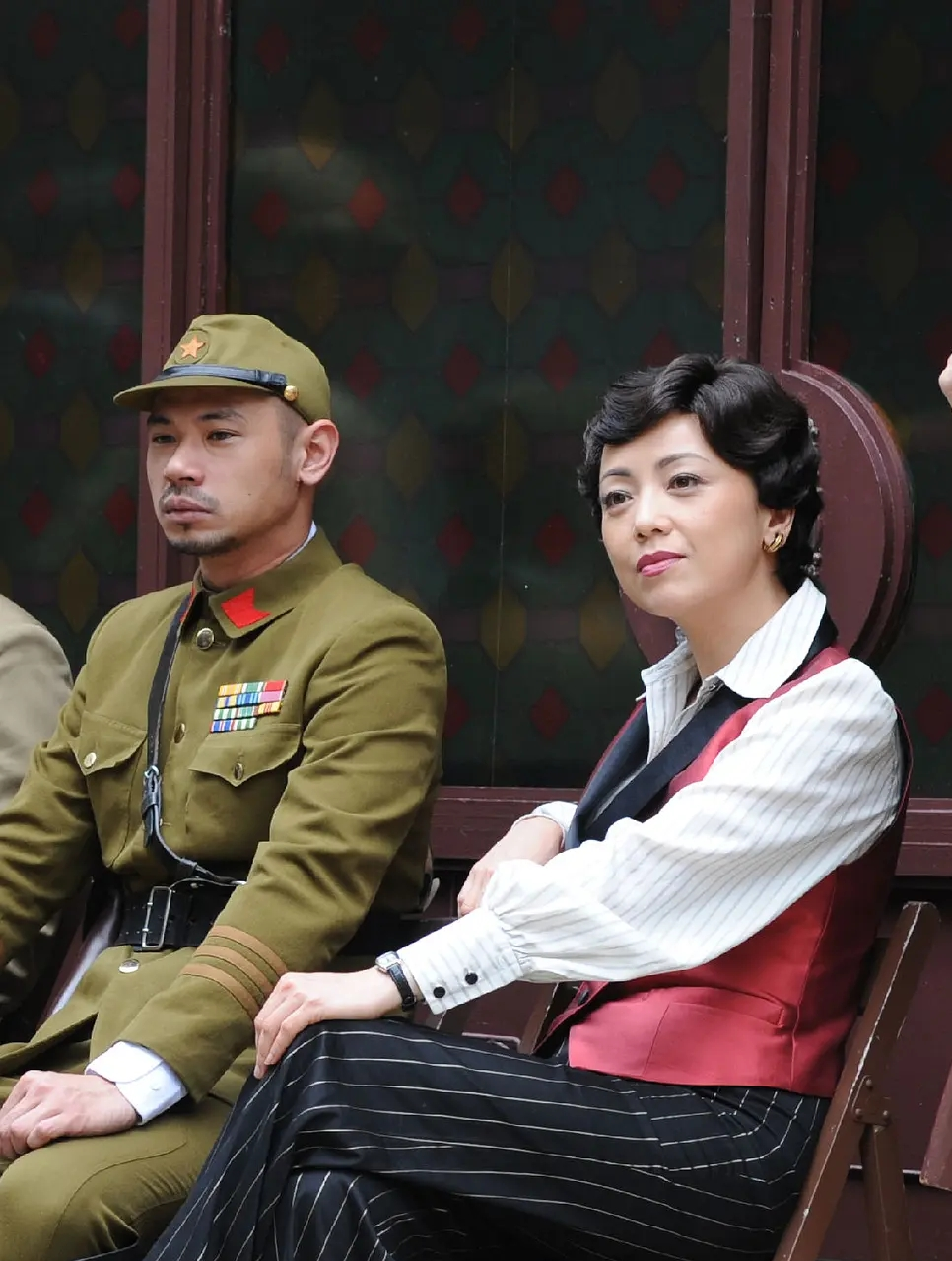 民族败类变英雄？朱亚文待播剧惹争议，学学TVB怎么拍民族英雄吧