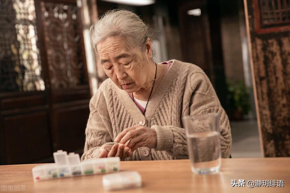 三个80岁的阿姨感叹：人老了，真正的苦日子才刚刚开始