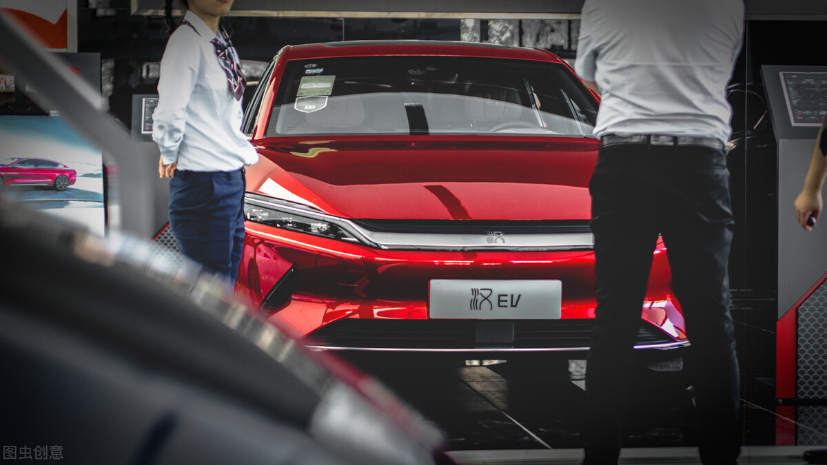 比亚迪与华为强强联手，打造国际高端品牌星际，卖150万你会买吗