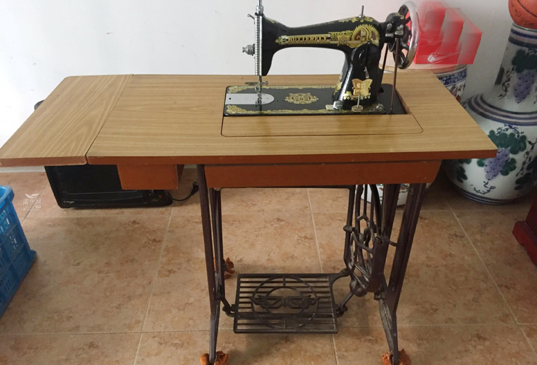 農村高價回收老式縫紉機，商販有何用？回收或是騙局，別被套路了