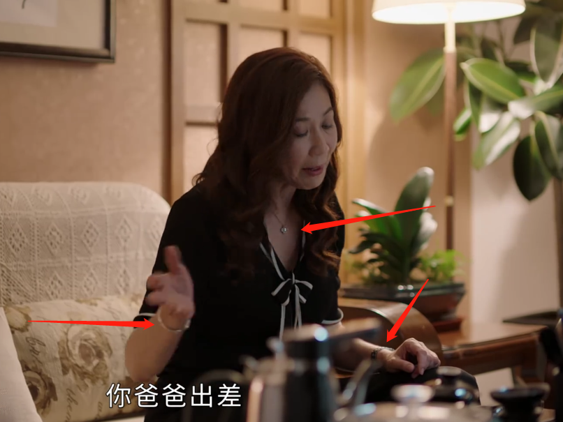 幸福到万家：几家人的穿着勾画阶层差异，你穿的衣服就是你的阶层