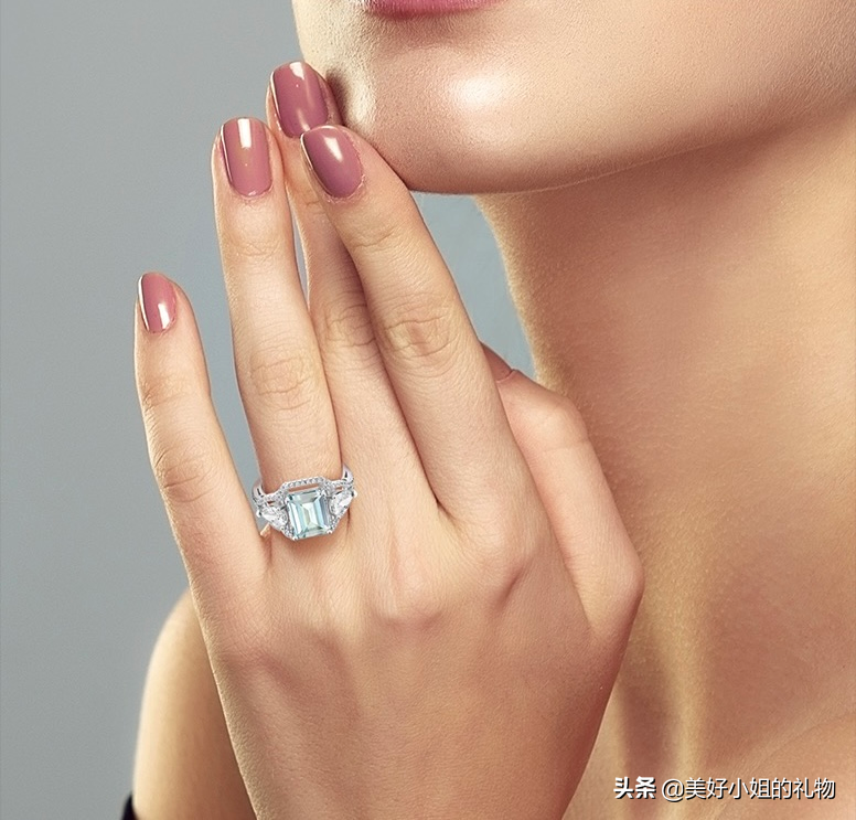 母亲节礼物系列I 细数我私藏的宝藏首饰，千元不到让妈妈闪耀起来