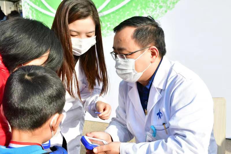 ��������һ��Ժ�ٰ���ʺ���������������