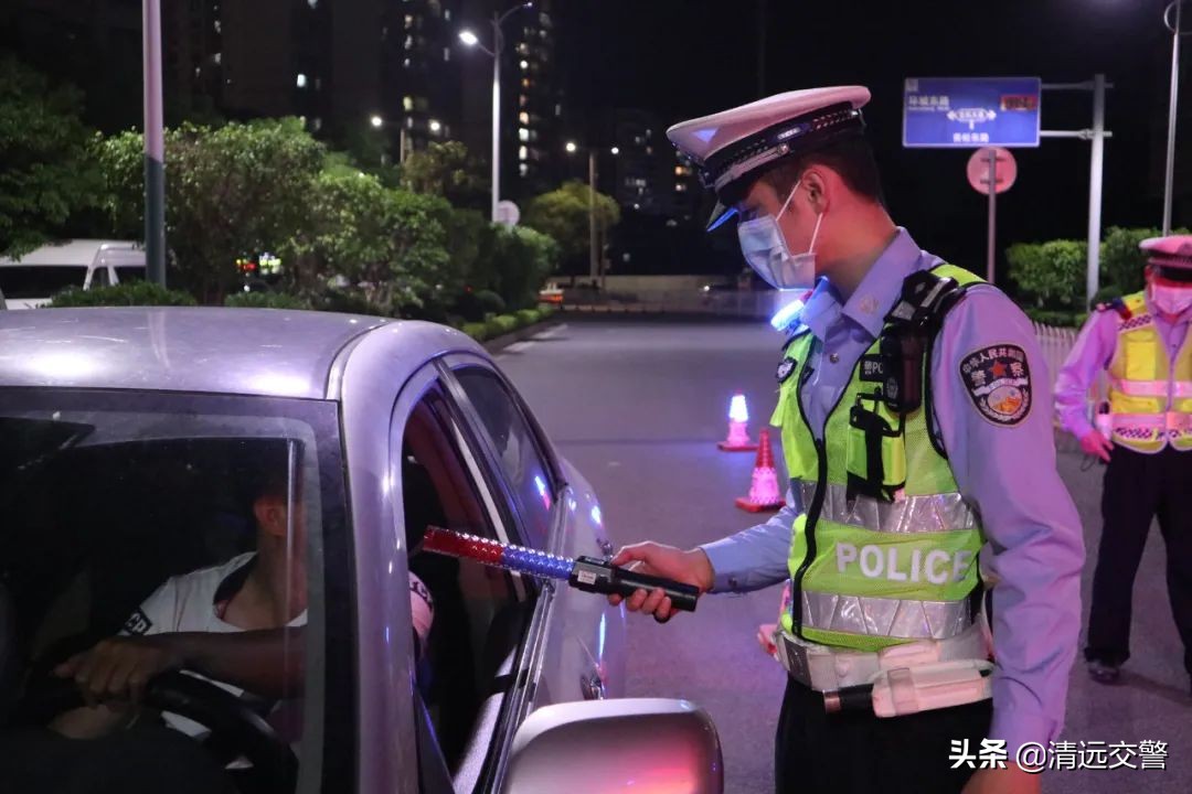 buff是什么意思（失駕+酒駕+套牌，你擱這“疊buff&quot;呢 ？）