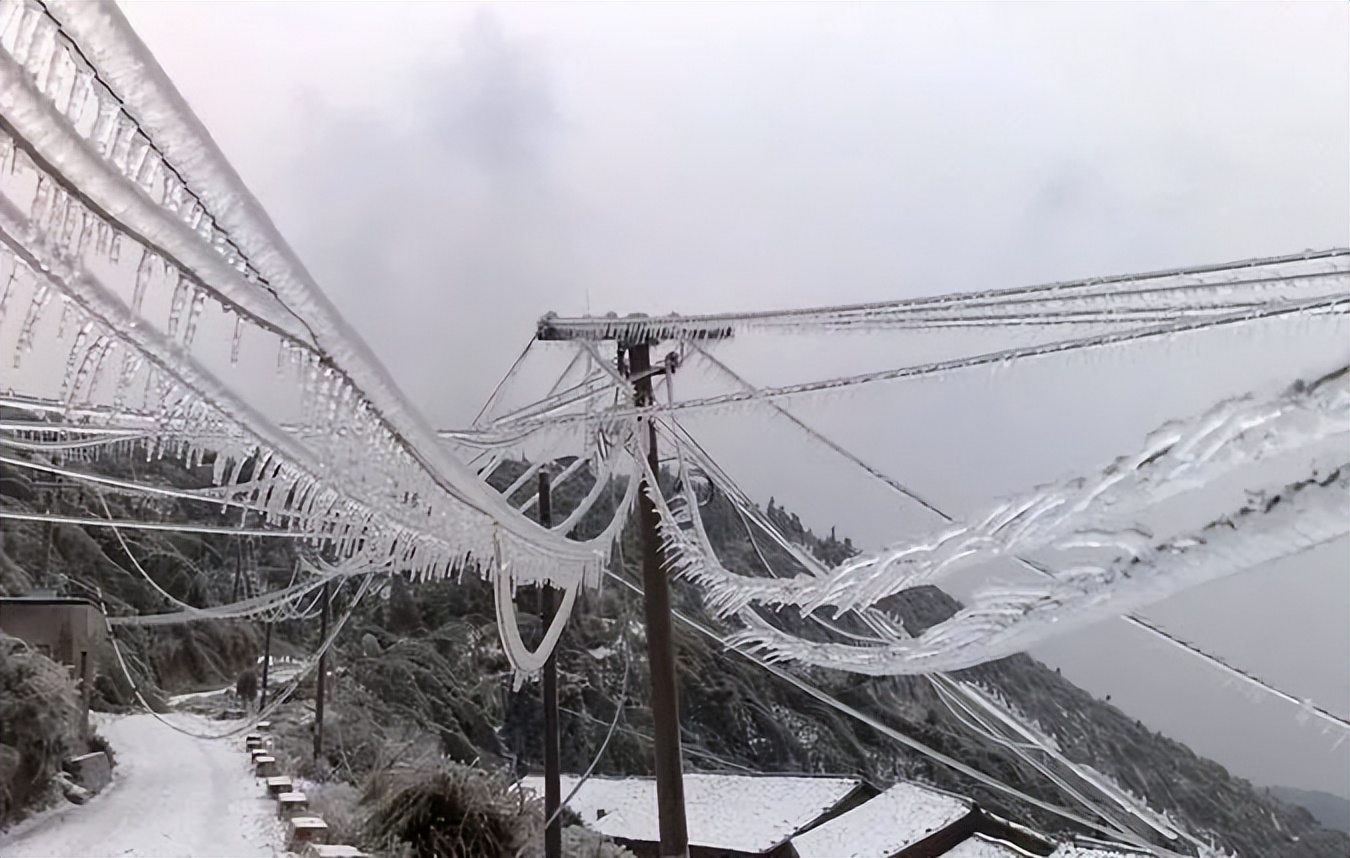 什么是输电？输电原理与运维概述