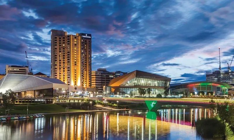 澳洲读研给你无限可能！认可度高+无硬性考试+可不需相关背景