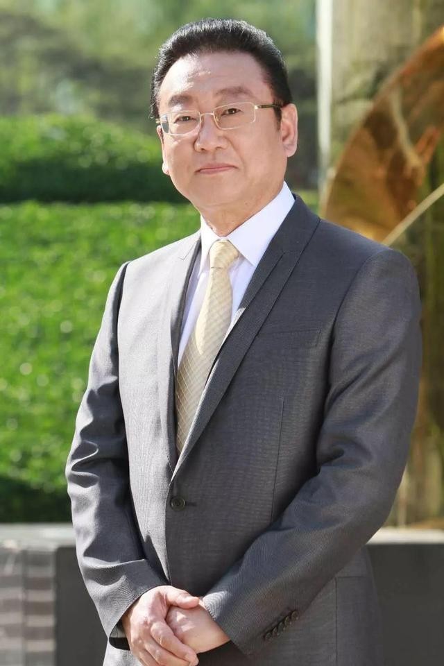 蒋大为：在国外坐吃山空，回国内被排挤被诈骗，为女儿买房太心酸