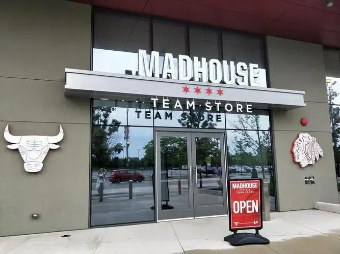 哪些球队是最后加入nba（NBA联盟的发展历程，以及几只王朝球队和标志性球星）