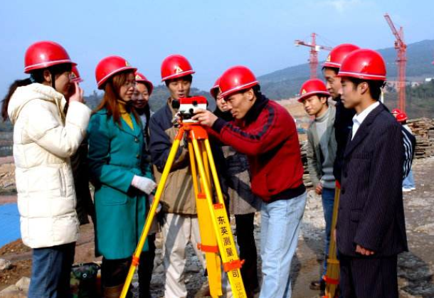 未来10年男生吃香的专业，薪资高待遇好，家长记得替儿子收藏