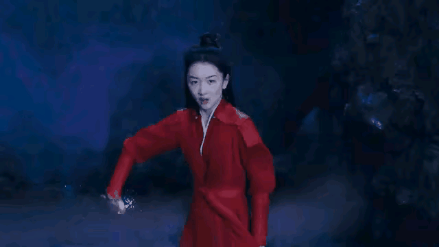 打戏无力、假吃、用十个替身，比起老戏骨，这些流量演员太拉跨了