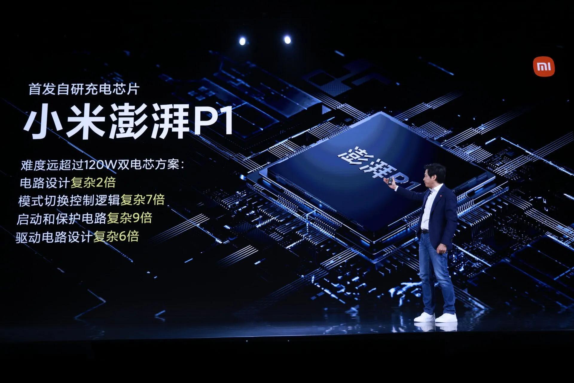 小米12年度旗舰正式发布3699元起，双尺寸双高端全面对标苹果