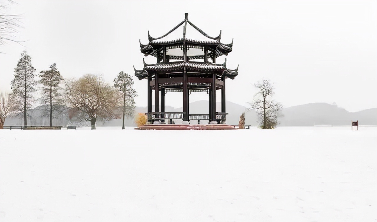 10首冬雪诗词，江天暮雪，落尽琼花，浪漫了整个冬天