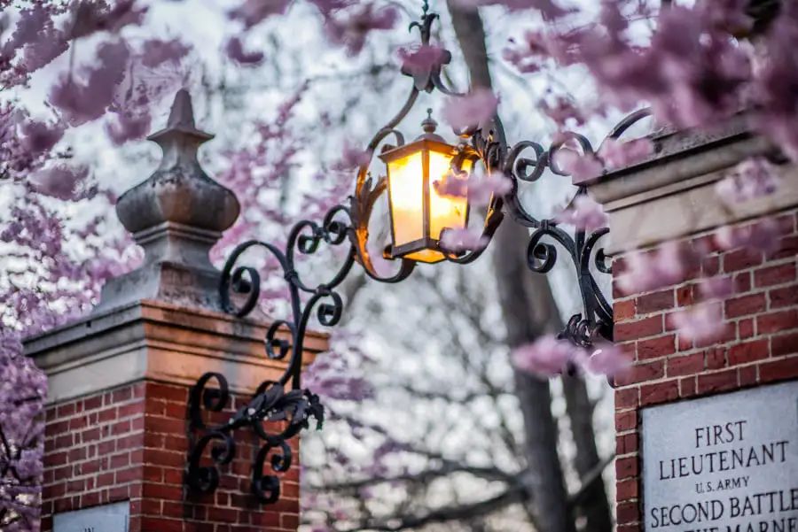 鲍登学院2022年录取（鲍登学院宣布将国际生纳入Need-Blind政策）