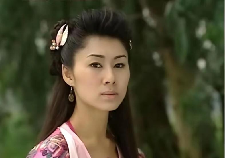 明明get不到，却被夸上天的10位女星，是谁的审美有问题？