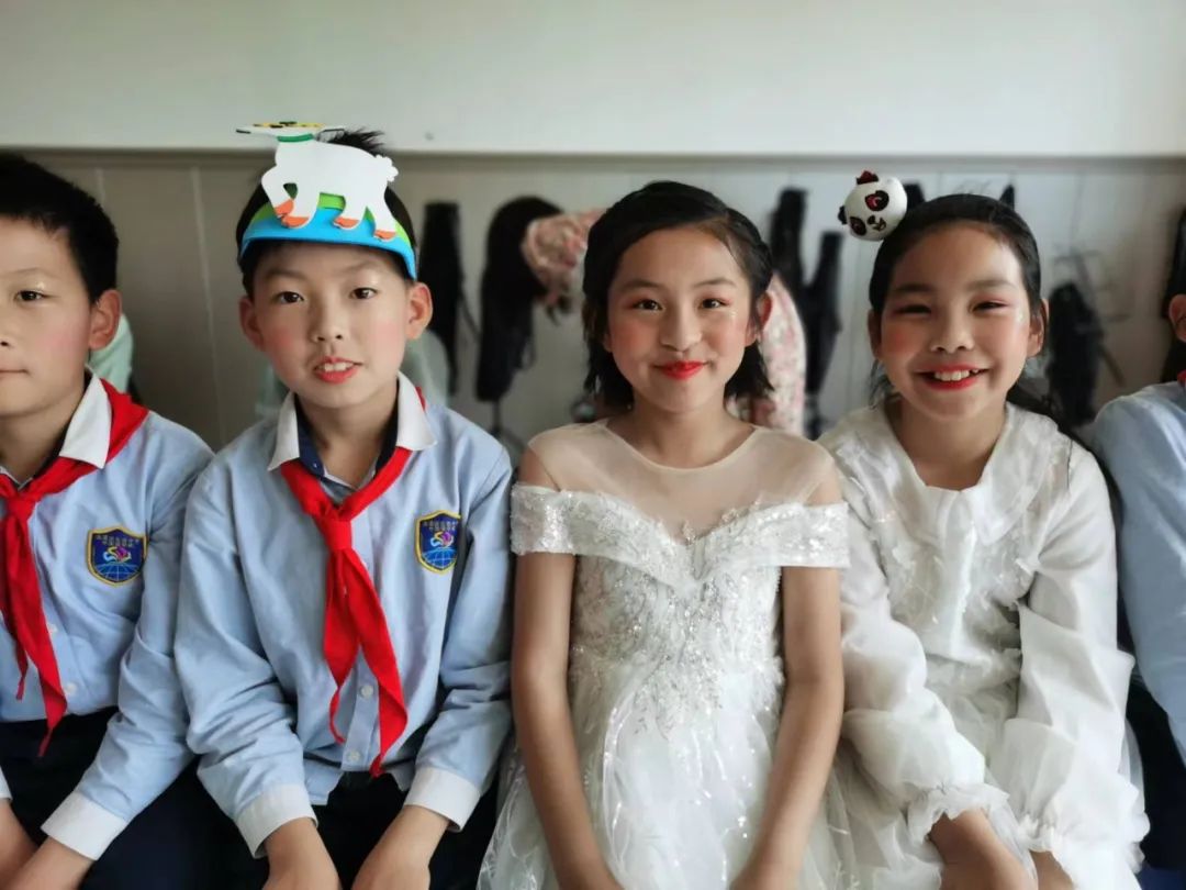 兰花喜阅读 书香润童年｜走进实验小学外国语学校书香班级3.1班