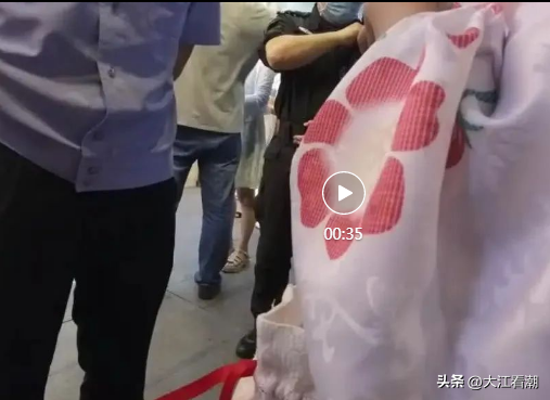 女生穿和服上街被抓！怎么就寻衅滋事了？哪来的权力？