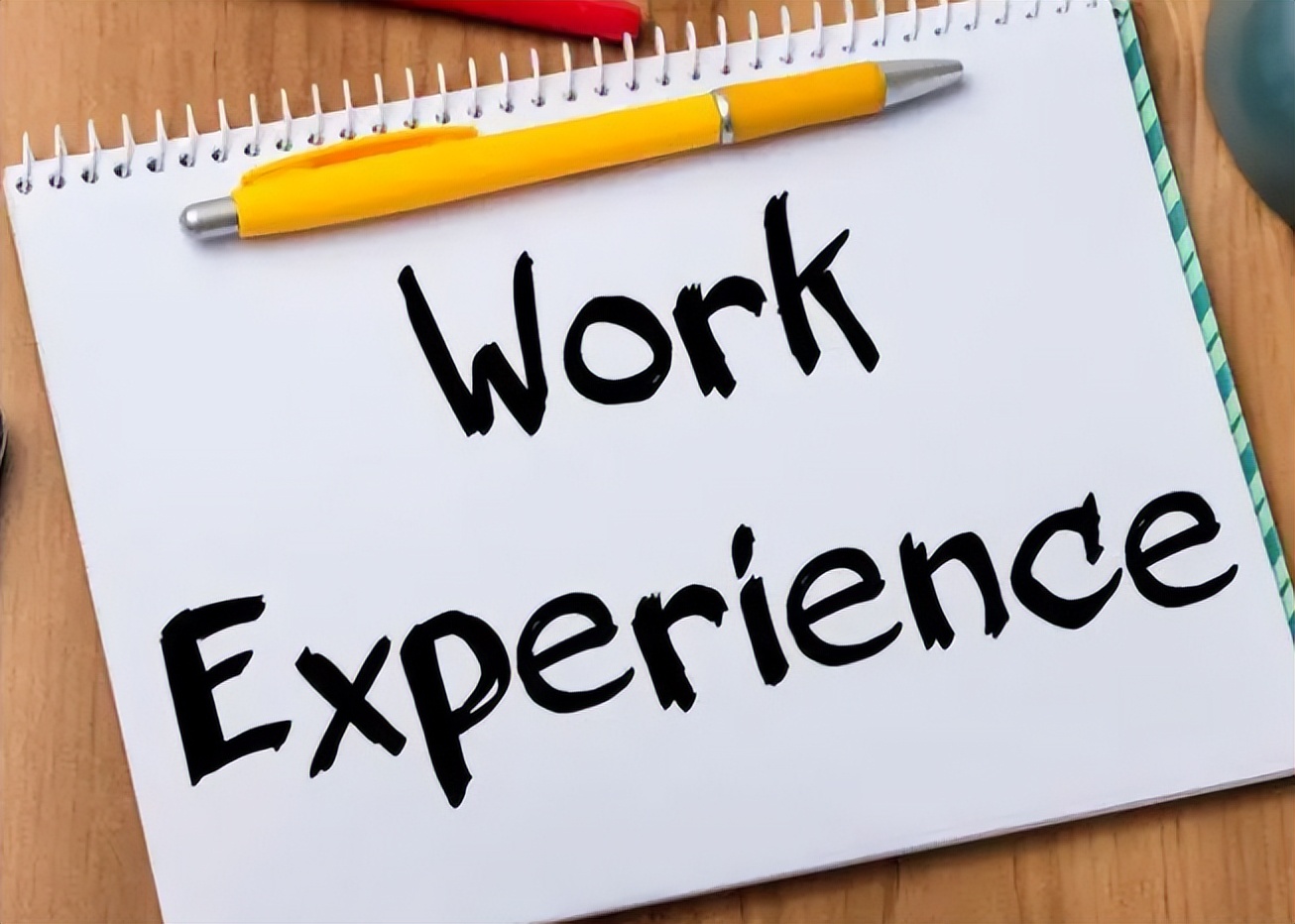 985高校副教授晒年薪，金额令人羡慕，网友：没有对比就没有伤害