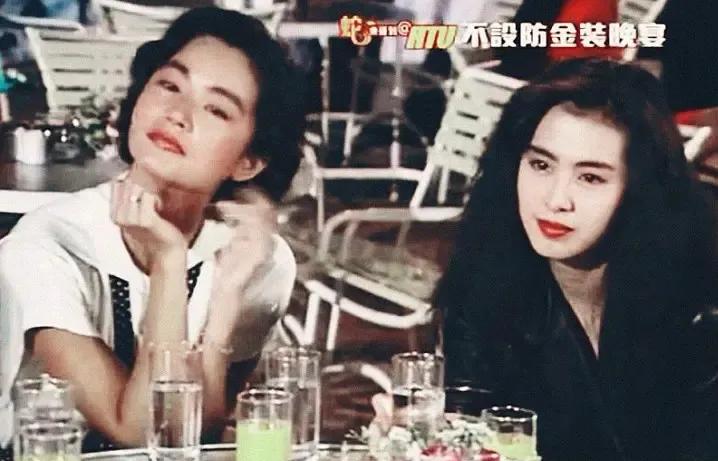 大光明盘发也能艳压群芳，这些“梳平专业户”，个个骨相好气质佳