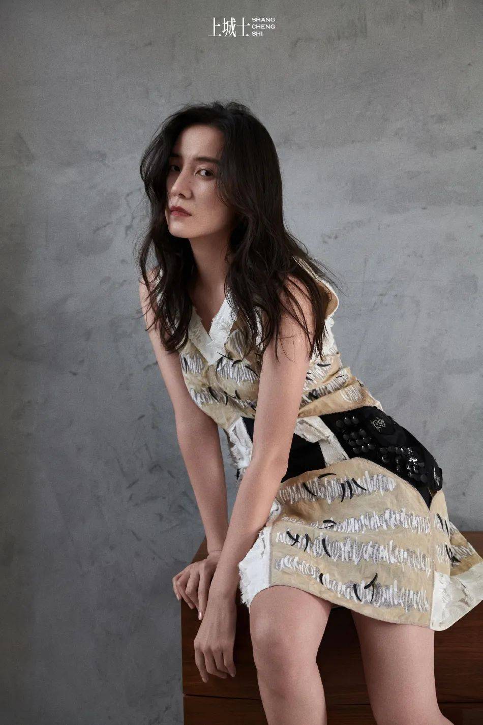 好欲好撩人!42岁宋佳美得别有韵味,实在太惊艳了!