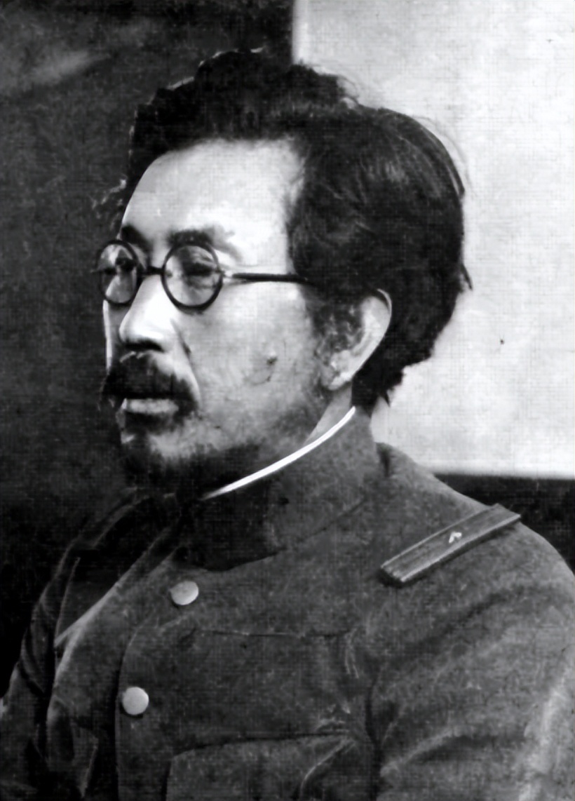 731部队指挥官石井四郎在整个 1930 年代和 1940 年代,日本皇军主要在