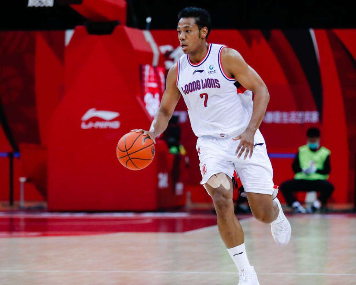 祝铭震CBA选秀（男篮国家队首位混血球员祝铭震，最佳3D球员，表现出色未来可期）