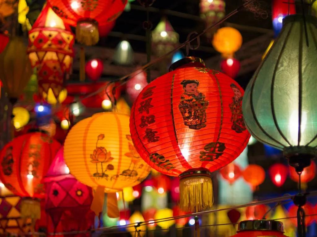 诗句明月逐人来（带你读最美年味元宵诗句）