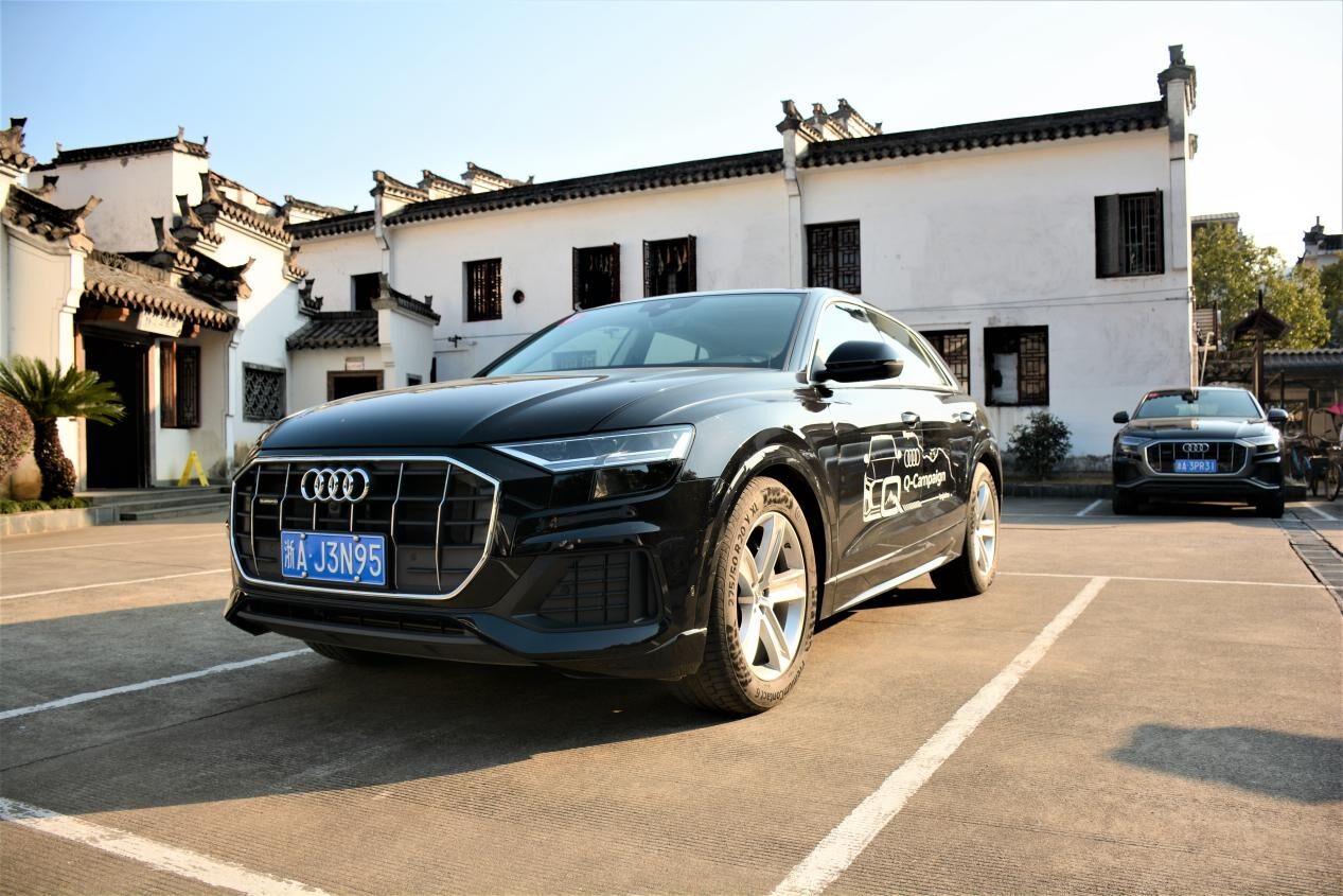 试驾官丨2.0T的奥迪Q8，开起来竟然是这样顺？