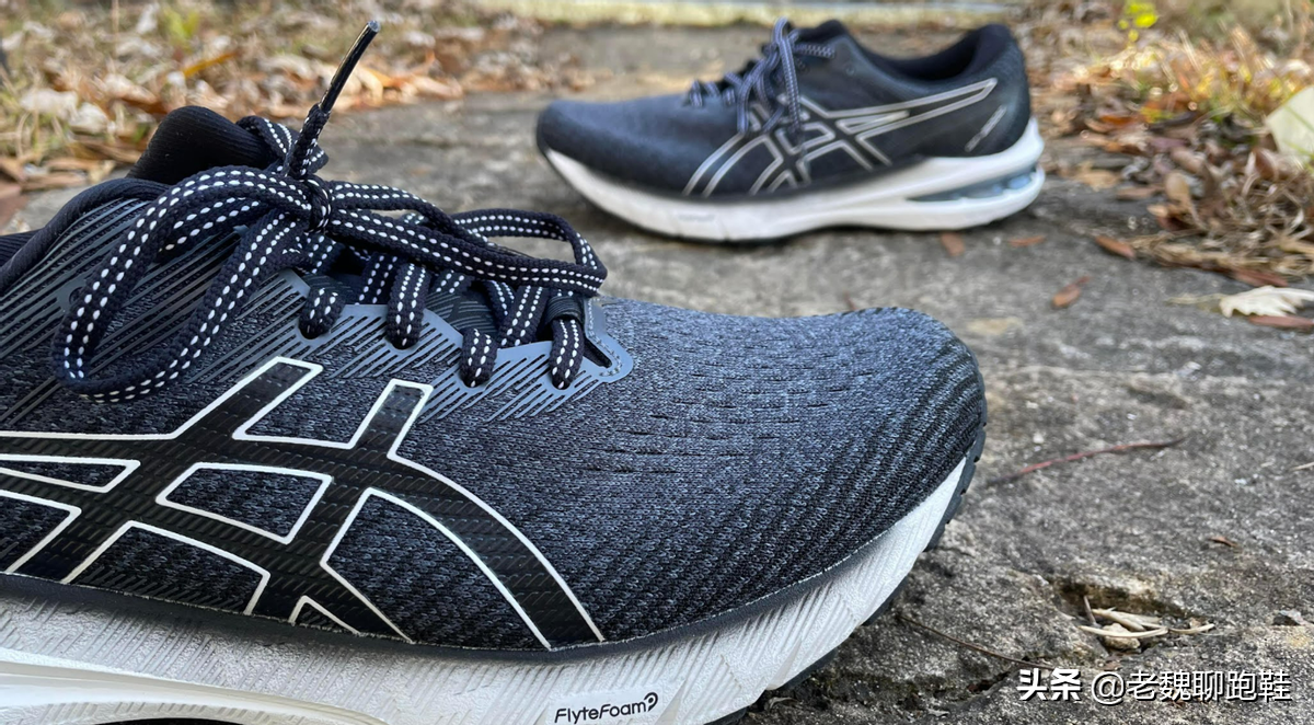 跑鞋中的5大“缓震王”！顶级缓震黑科技加持，踩屎感满满
