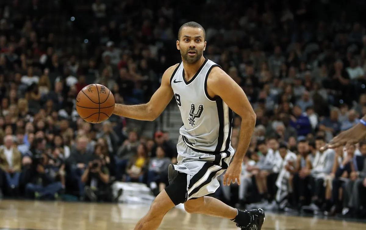 没进nba的巨星（那些没进入NBA75大巨星的球星，哪一个让你感到最遗憾？）