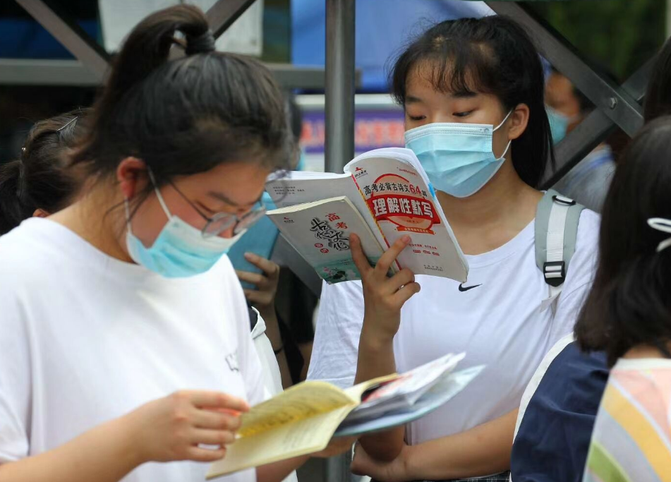 2022“高考预估人数”1100万，河南一骑绝尘，东三省让人刮目相看