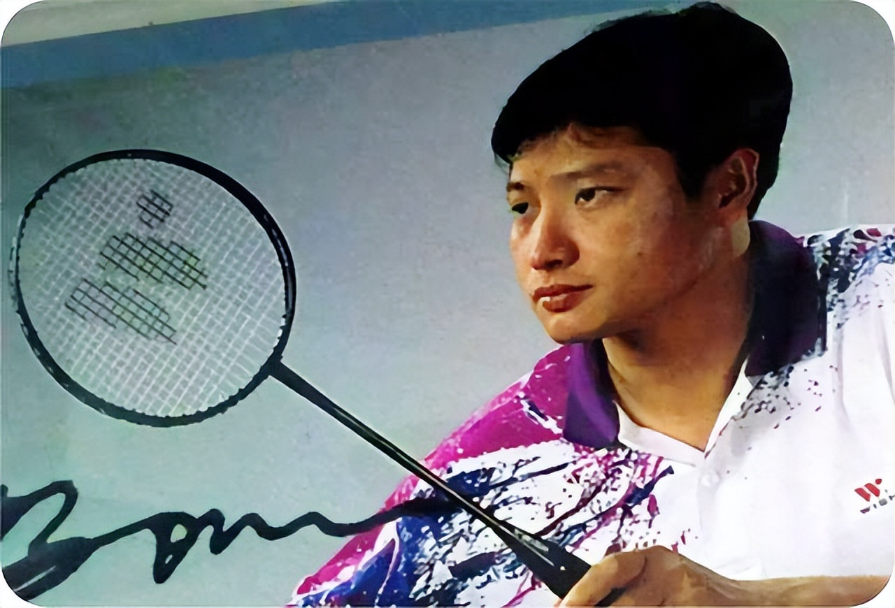 世界羽毛球四大天王分别是（他是羽坛“四大天王”，退役后无奈远走海外，与妻子大半生分居）