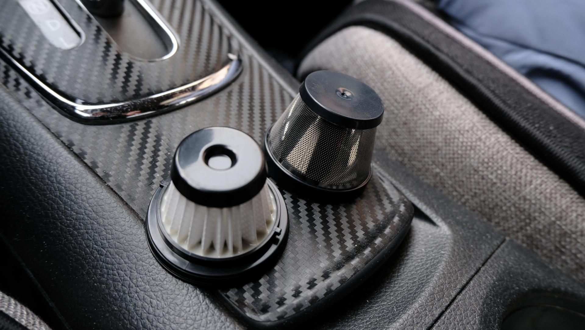 车家两用、吸力澎湃-绿联手持便携吸尘器使用体验