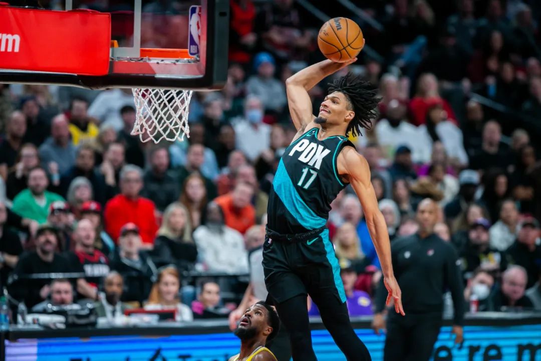 nba球员垂直起跳排名（垂直弹跳历史第一，扣篮大赛没他实在可惜）