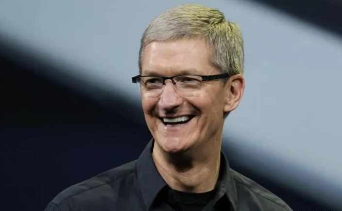 苹果沦为百元机，冲上热搜！库克这次诚意十足