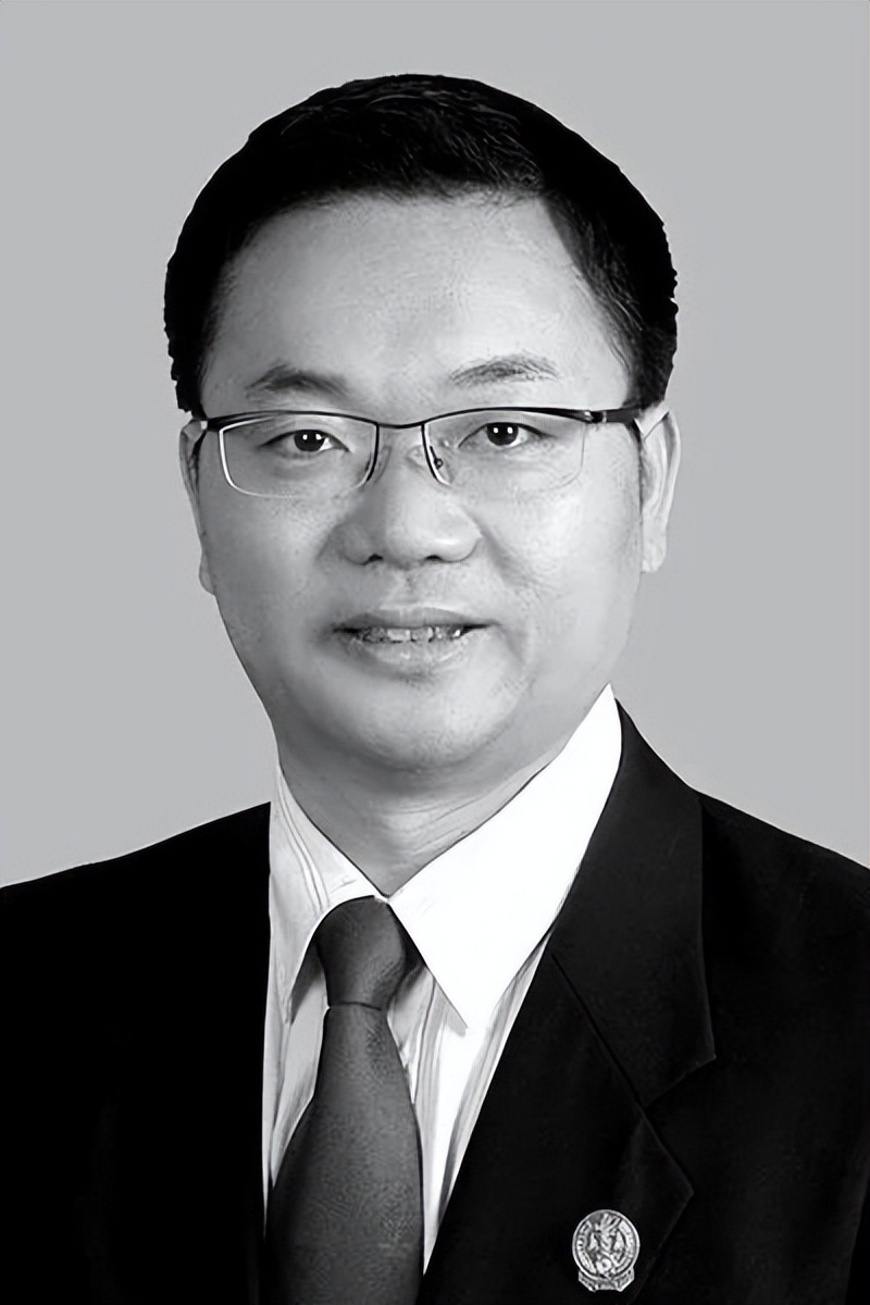 中国法院“二十四”节气 清明——每一个“你”，我们都不曾忘记